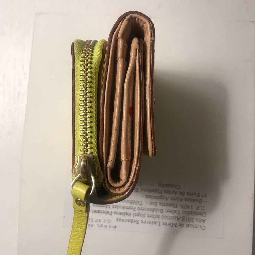 Kate Spade Wallet - Picture 8 of 8